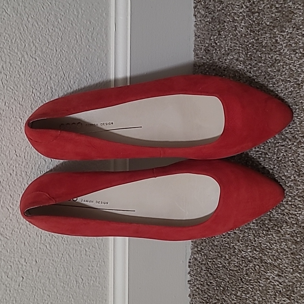Ecco red velour slip on